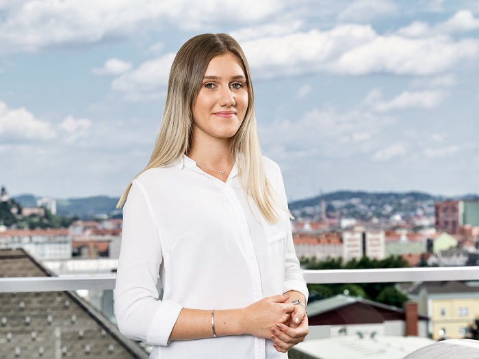 Lena Rosenberger (derzeit in Bildungskarenz)