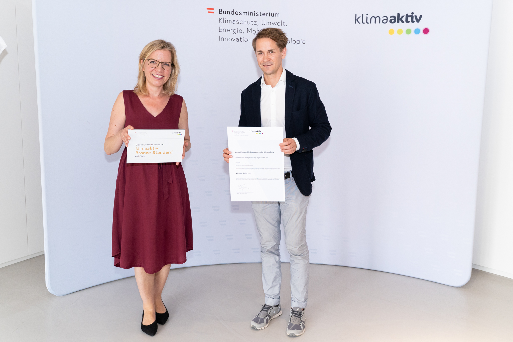Klimaschutzministerin Leonore Gewessler und Prokurist DI Lukas Ries Klimaschutzministerin Leonore Gewessler und Prokurist DI Lukas Ries