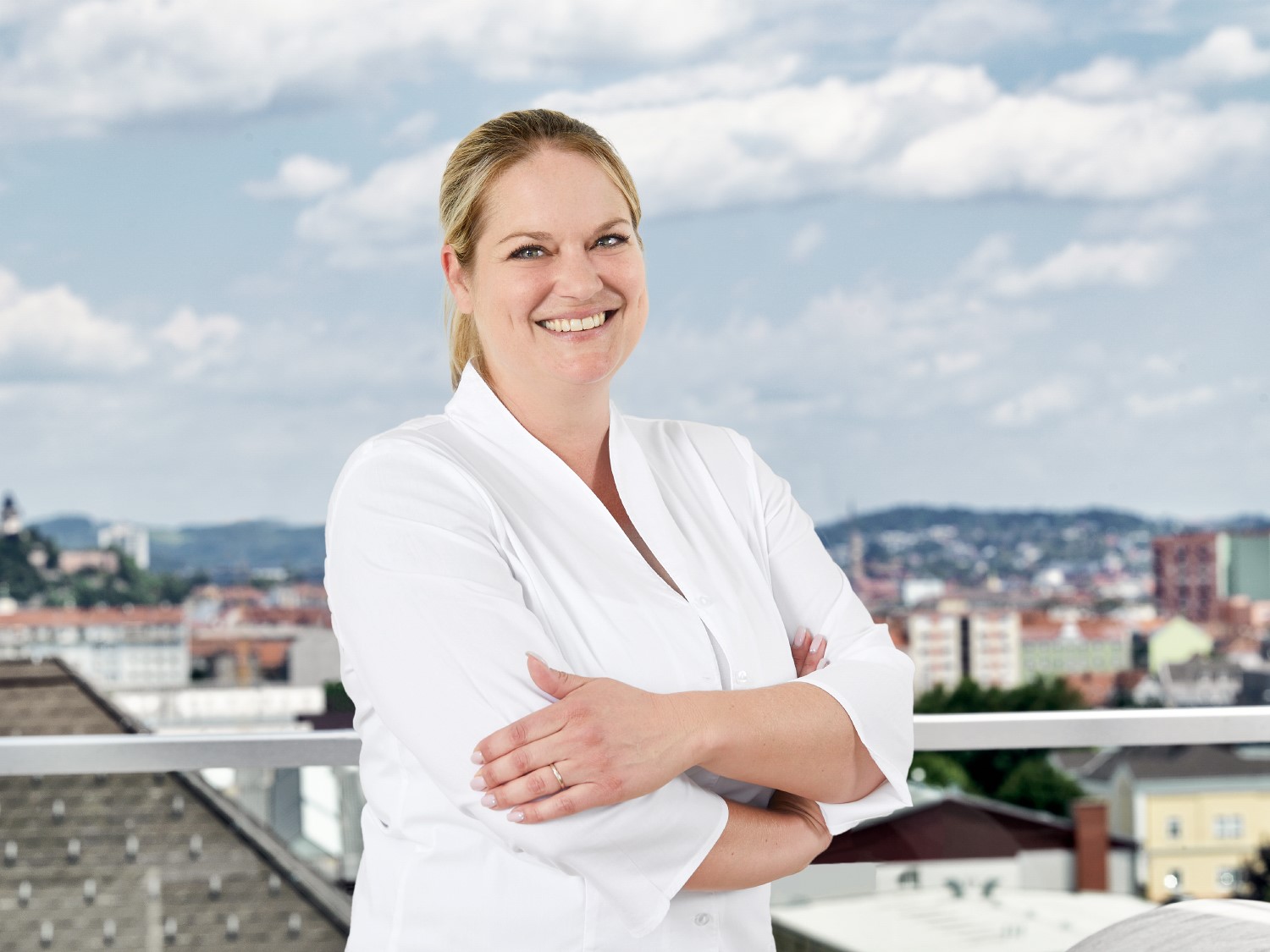 Carina Neuhold, Bakk. phil